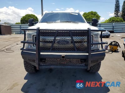 Piąte zdjęcie samochodu w środku: 2019 FORD F250 SUPER DUTY VIN:1FT7W2B60KEE34340 - miniatura