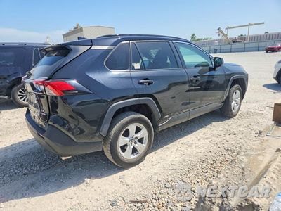 Trzecie zdjęcie samochodu z tyłu: 2020 TOYOTA RAV4 LE VIN:4T3L6RFVXLU001093 - miniatura