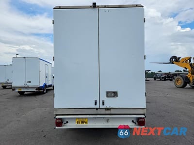 Zdjęcie 6 z 13 samochodu: 2023 FORD E350 REFRIGERATED BOX TRUCK VIN:1FDWE3FK6PDD08469 - miniatura