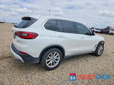 Trzecie zdjęcie samochodu z tyłu: 2021 BMW X5 XDRIVE40I VIN:5UXCR6C05M9H23332 - miniatura