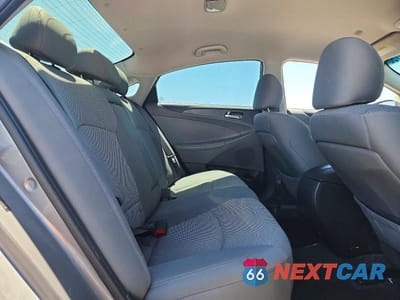 Zdjęcie 10 z 12 samochodu: 2014 HYUNDAI SONATA GLS VIN:5NPEB4AC5EH926226 - miniatura