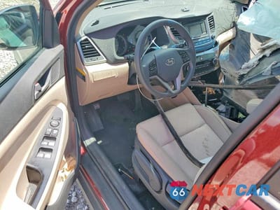Zdjęcie 8 z 13 samochodu: 2017 HYUNDAI TUCSON SE VIN:KM8J23A43HU576392 - miniatura