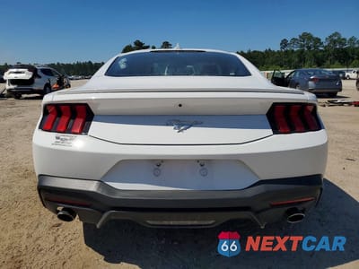Zdjęcie 6 z 12 samochodu: 2024 FORD MUSTANG VIN:1FA6P8TH0R5146524 - miniatura