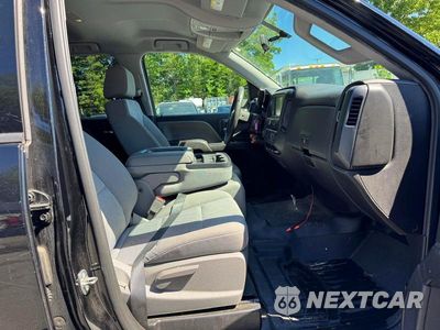 Zdjęcie 7 z 12 samochodu: 2018 CHEVROLET SILVERADO C1500 CUSTOM VIN:1GCRCPEH6JZ380254 - miniatura