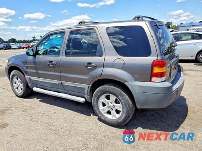 Drugie zdjęcie samochodu z przodu: 2005 FORD ESCAPE XLT VIN:1FMYU93175KD99593 - miniatura