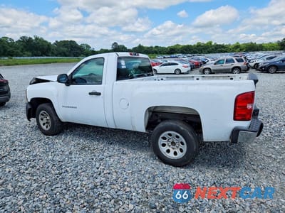 Drugie zdjęcie samochodu z przodu: 2010 CHEVROLET SILVERADO C1500 VIN:1GCPCPEXXAZ215452 - miniatura