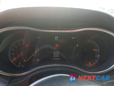 Zdjęcie 9 z 12 samochodu: 2021 JEEP GRAND CHEROKEE LAREDO VIN:1C4RJEAG8MC784302 - miniatura