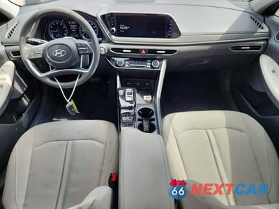 Zdjęcie 8 z 12 samochodu: 2023 HYUNDAI SONATA SEL VIN:KMHL64JA9PA256440 - miniatura