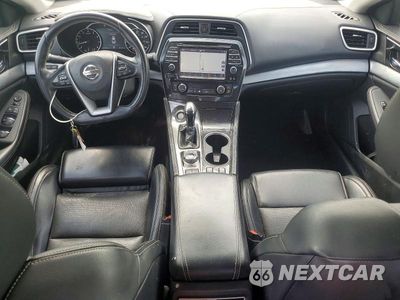Zdjęcie 8 z 13 samochodu: 2017 NISSAN MAXIMA 3.5 SV VIN:1N4AA6AP8HC399336 - miniatura