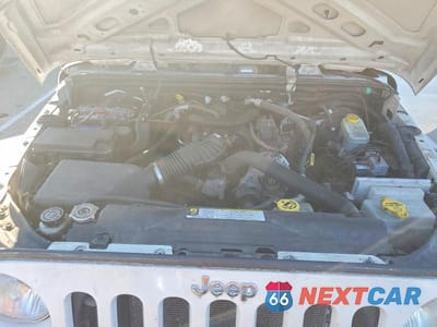 Zdjęcie 11 z 12 samochodu: 2008 JEEP WRANGLER UNLIMITED X VIN:1J4GA39118L543841 - miniatura
