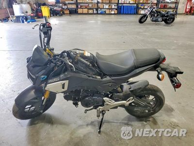 Trzecie zdjęcie samochodu z tyłu: 2019 HONDA GROM 125 VIN:MLHJC7517K5103716 - miniatura