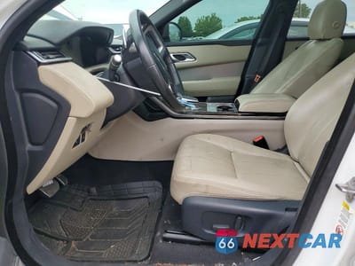 Zdjęcie 7 z 13 samochodu: 2018 LAND ROVER RANGE ROVER VELAR R-DYNAMIC SE VIN:SALYL2RV9JA742809 - miniatura