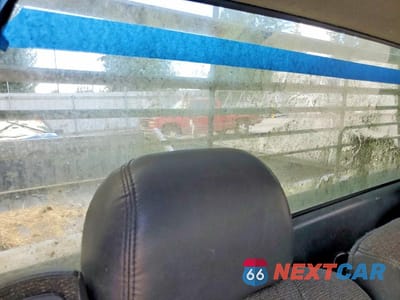 Zdjęcie 10 z 12 samochodu: 2000 CHEVROLET SILVERADO C2500 VIN:1GCGC24U1YZ258081 - miniatura
