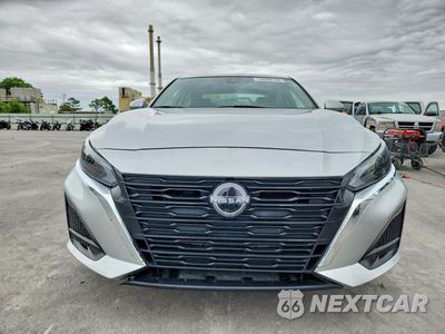 Piąte zdjęcie samochodu w środku: 2023 NISSAN ALTIMA SL VIN:1N4BL4EV3PN327619 - miniatura