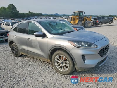 Czwarte zdjęcie samochodu z boku: 2021 FORD ESCAPE SE VIN:1FMCU0G62MUB25765 - miniatura