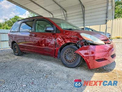 Czwarte zdjęcie samochodu z boku: 2008 TOYOTA SIENNA LE 8-PASSENGER VIN:5TDZK23C28S162952 - miniatura