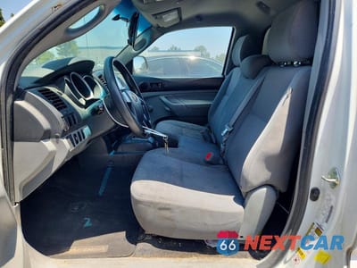 Zdjęcie 7 z 12 samochodu: 2014 TOYOTA TACOMA BASE VIN:5TFNX4CN6EX035236 - miniatura