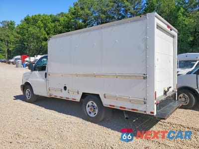 Drugie zdjęcie samochodu z przodu: 2020 GMC SAVANA BOX TRUCK VIN:1GD07RFP0L1180045 - miniatura