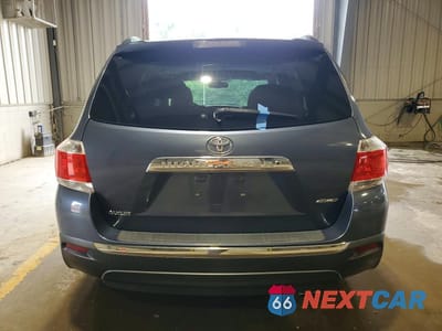 Zdjęcie 6 z 13 samochodu: 2012 TOYOTA HIGHLANDER SE VIN:5TDBK3EH8CS156601 - miniatura