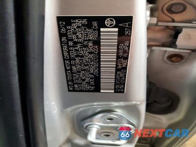 Zdjęcie 12 z 12 samochodu: 2012 TOYOTA PRIUS C ONE VIN:JTDKDTB31C1014204 - miniatura
