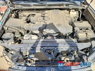 Zdjęcie 12 z 13 samochodu: 2018 TOYOTA 4RUNNER SR5 PREMIUM VIN:JTEBU5JR7J5526858 - miniatura