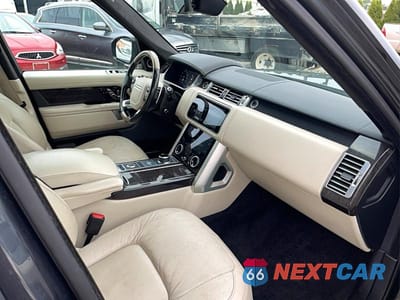 Piąte zdjęcie samochodu w środku: 2020 LAND ROVER RANGE ROVER AUTOBIOGRAPHY VIN:SALGV5SE0LA574059 - miniatura