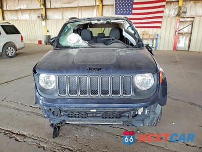 Piąte zdjęcie samochodu w środku: 2023 JEEP RENEGADE LATITUDE VIN:ZACNJDB1XPPP67985 - miniatura