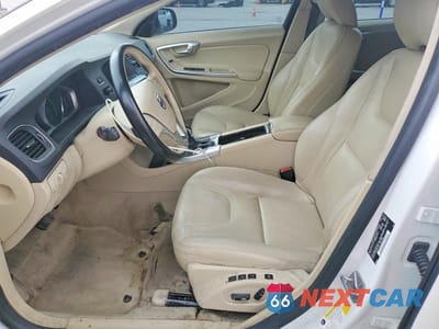 Zdjęcie 7 z 13 samochodu: 2015 VOLVO V60 PREMIER VIN:YV140MEK3F1256391 - miniatura