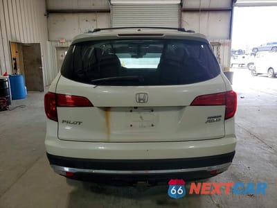 Zdjęcie 6 z 13 samochodu: 2016 HONDA PILOT TOURING VIN:5FNYF6H94GB113887 - miniatura