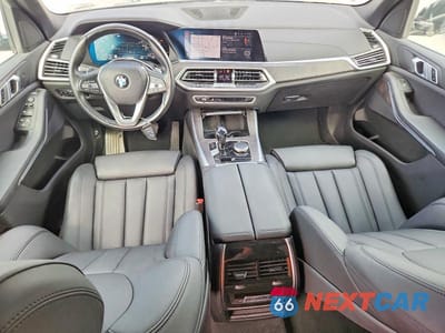 Zdjęcie 8 z 14 samochodu: 2021 BMW X5 XDRIVE40I VIN:5UXCR6C05M9H41930 - miniatura