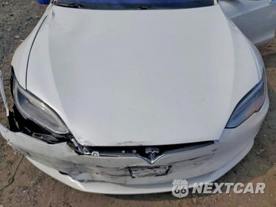 Zdjęcie 11 z 12 samochodu: 2017 TESLA MODEL S VIN:5YJSA1E28HF228847 - miniatura