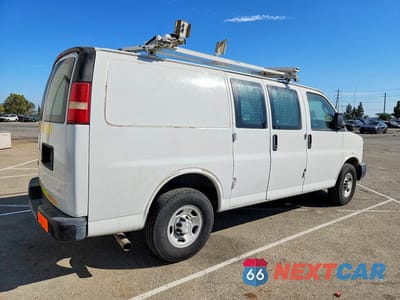 Trzecie zdjęcie samochodu z tyłu: 2016 CHEVROLET EXPRESS G2500 VIN:1GCWGAFF3G1224388 - miniatura