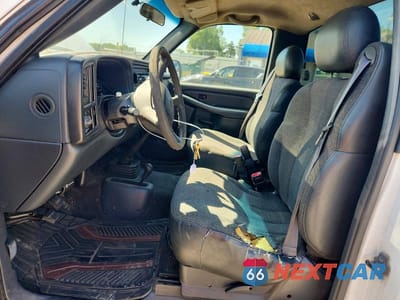 Zdjęcie 7 z 12 samochodu: 2000 CHEVROLET SILVERADO K1500 VIN:1GCEK14W3YZ180103 - miniatura