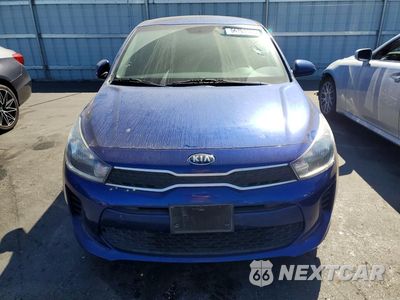 Piąte zdjęcie samochodu w środku: 2019 KIA RIO S VIN:3KPA24AB8KE197371 - miniatura