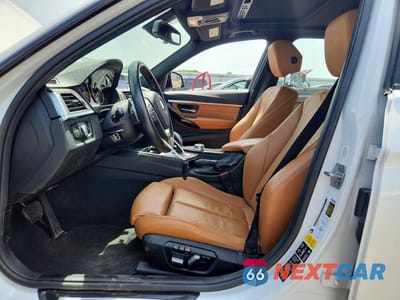 Zdjęcie 7 z 12 samochodu: 2018 BMW 340 XI VIN:WBA8B7C53JA583329 - miniatura
