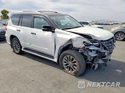 Czwarte zdjęcie samochodu z boku: 2018 LEXUS GX 460 PREMIUM VIN:JTJJM7FX0J5201758 - miniatura