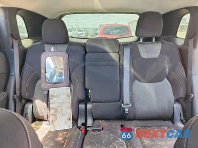 Zdjęcie 10 z 13 samochodu: 2018 JEEP CHEROKEE LATITUDE VIN:1C4PJLCB3JD544867 - miniatura