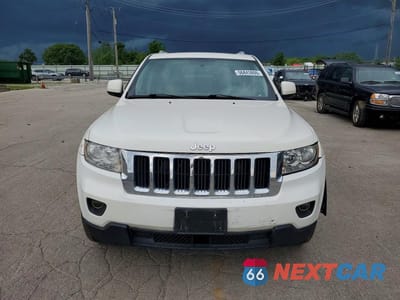 Piąte zdjęcie samochodu w środku: 2011 JEEP GRAND CHEROKEE LAREDO VIN:1J4RR4GG7BC673063 - miniatura