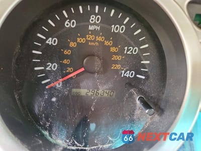 Zdjęcie 9 z 13 samochodu: 2004 TOYOTA HIGHLANDER BASE VIN:JTEEP21A240006677 - miniatura