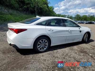 Trzecie zdjęcie samochodu z tyłu: 2019 TOYOTA AVALON XLE VIN:4T1BZ1FB1KU028930 - miniatura