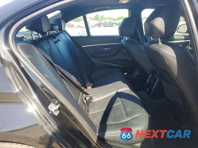 Zdjęcie 10 z 12 samochodu: 2018 BMW 330 XI VIN:WBA8D9G5XJNU66985 - miniatura