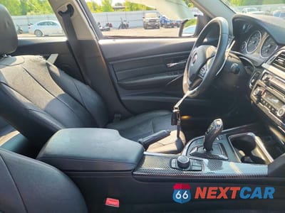 Zdjęcie 7 z 12 samochodu: 2015 BMW 320 I XDRIVE VIN:WBA3C3C59FK202035 - miniatura