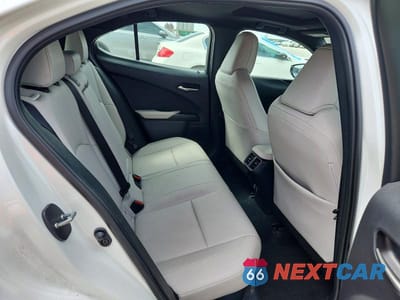 Zdjęcie 11 z 14 samochodu: 2024 LEXUS UX 250H BASE VIN:JTHX6JBH1R2189389 - miniatura