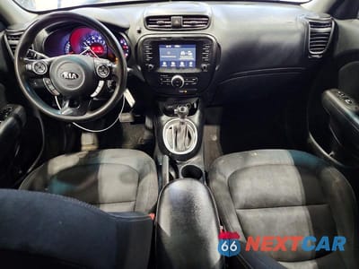 Zdjęcie 8 z 13 samochodu: 2018 KIA SOUL + VIN:KNDJP3A55J7602994 - miniatura