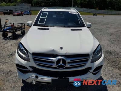 Piąte zdjęcie samochodu w środku: 2018 MERCEDES-BENZ GLE 350 VIN:4JGDA5JB7JB054621 - miniatura