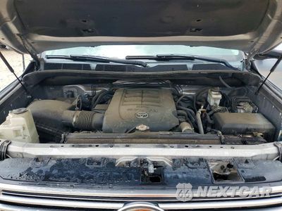 Zdjęcie 11 z 12 samochodu: 2018 TOYOTA TUNDRA CREWMAX LIMITED VIN:5TFFY5F14JX243304 - miniatura