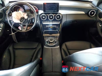 Zdjęcie 8 z 12 samochodu: 2018 MERCEDES-BENZ C 300 VIN:55SWF4JB6JU240218 - miniatura