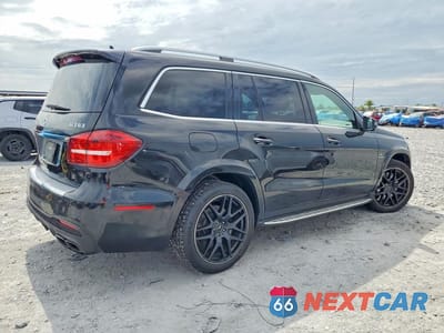 Trzecie zdjęcie samochodu z tyłu: 2017 MERCEDES-BENZ GLS 63 AMG 4MATIC VIN:4JGDF7FE2HA773047 - miniatura