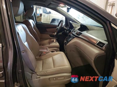 Zdjęcie 7 z 13 samochodu: 2016 HONDA ODYSSEY EXL VIN:5FNRL5H65GB143025 - miniatura