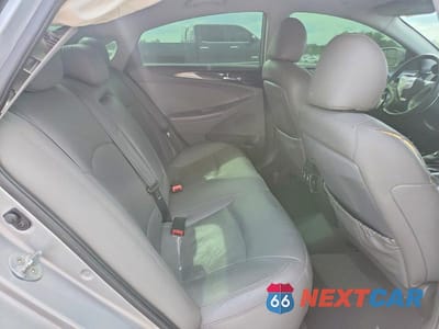 Zdjęcie 10 z 12 samochodu: 2013 HYUNDAI SONATA LIMITED VIN:5NPEC4AC9DH716398 - miniatura